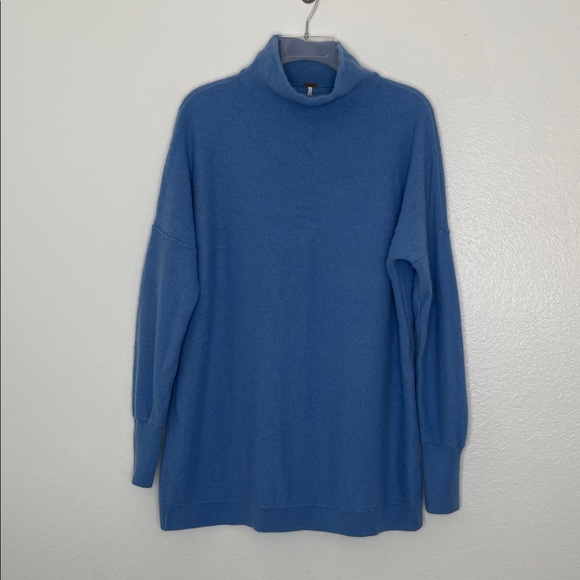 Free People 100% Cashmere Ottoman Slouchy Oversized Tunic Sweater Blue Medium - Picture 2 of 6